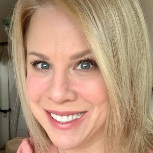 Meet your Posher, Marcela